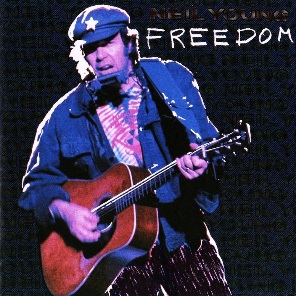 Con ‘Freedom’ Young salió del pequeño bache que había sufrido durante los años 80. Usando el mismo método que en ‘Rust never sleeps’, el canadiense abre y cierra el grupo con otro de sus grandes clásicos, ‘Rockin´ in the free world’. Una canción en la que atacaba a la administración de Bush padre, pero que, ironías del destino, se convirtió en un himno sobre la caída del comunismo para la derecha americana.