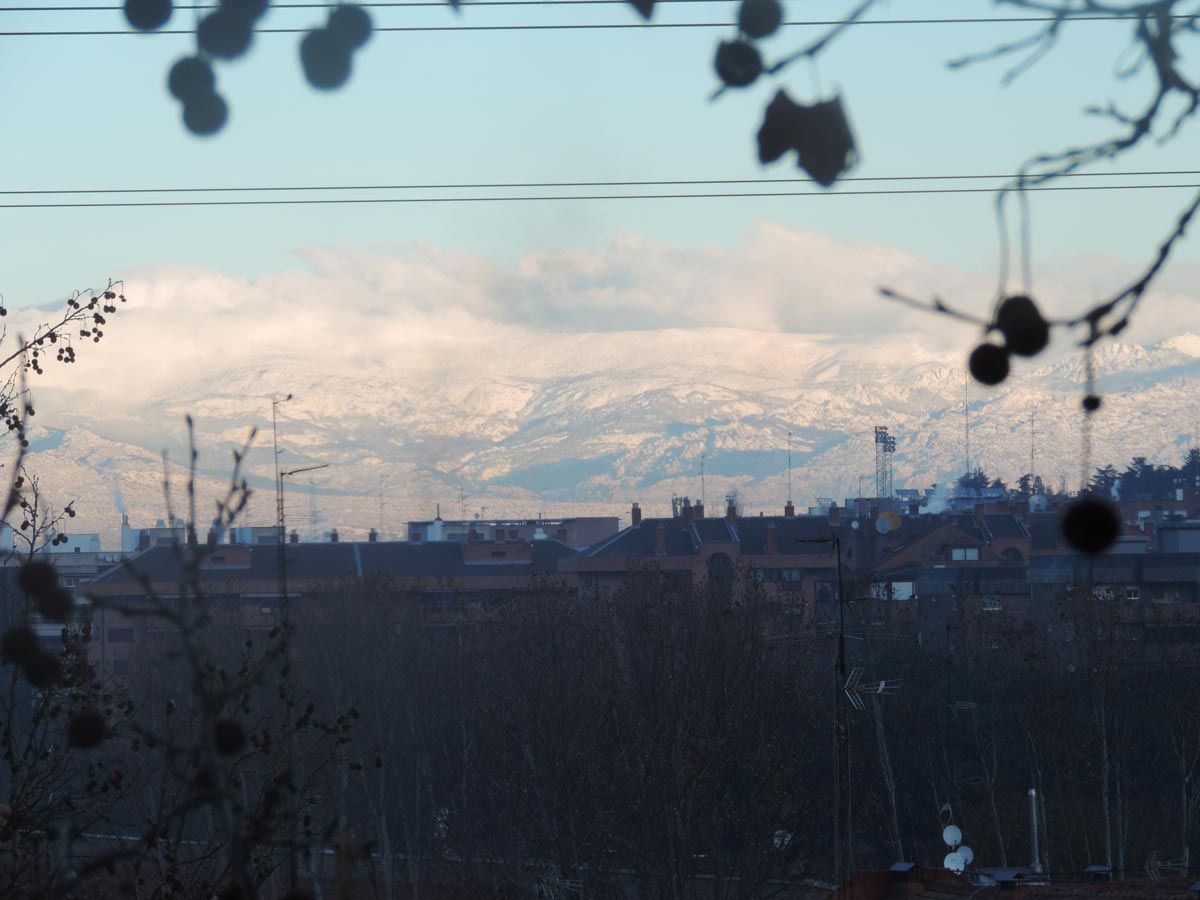 La nevada ha dejado esta estampa en la sierra madrileña