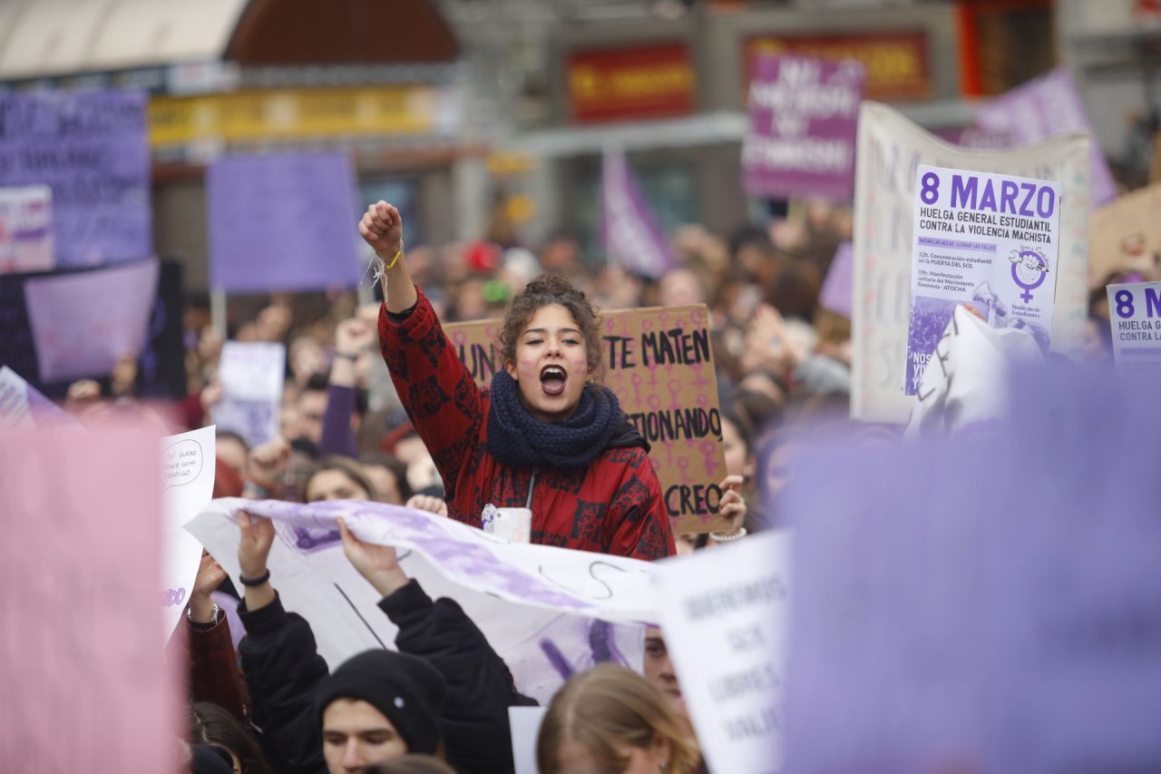 8 de marzo: un año más, la sociedad española se sumaba al clamor feminista a nivel mundial para reivindicar un mundo de igualdad real de derechos entre hombres y mujeres y su traducción en el día a día de nuestras vidas