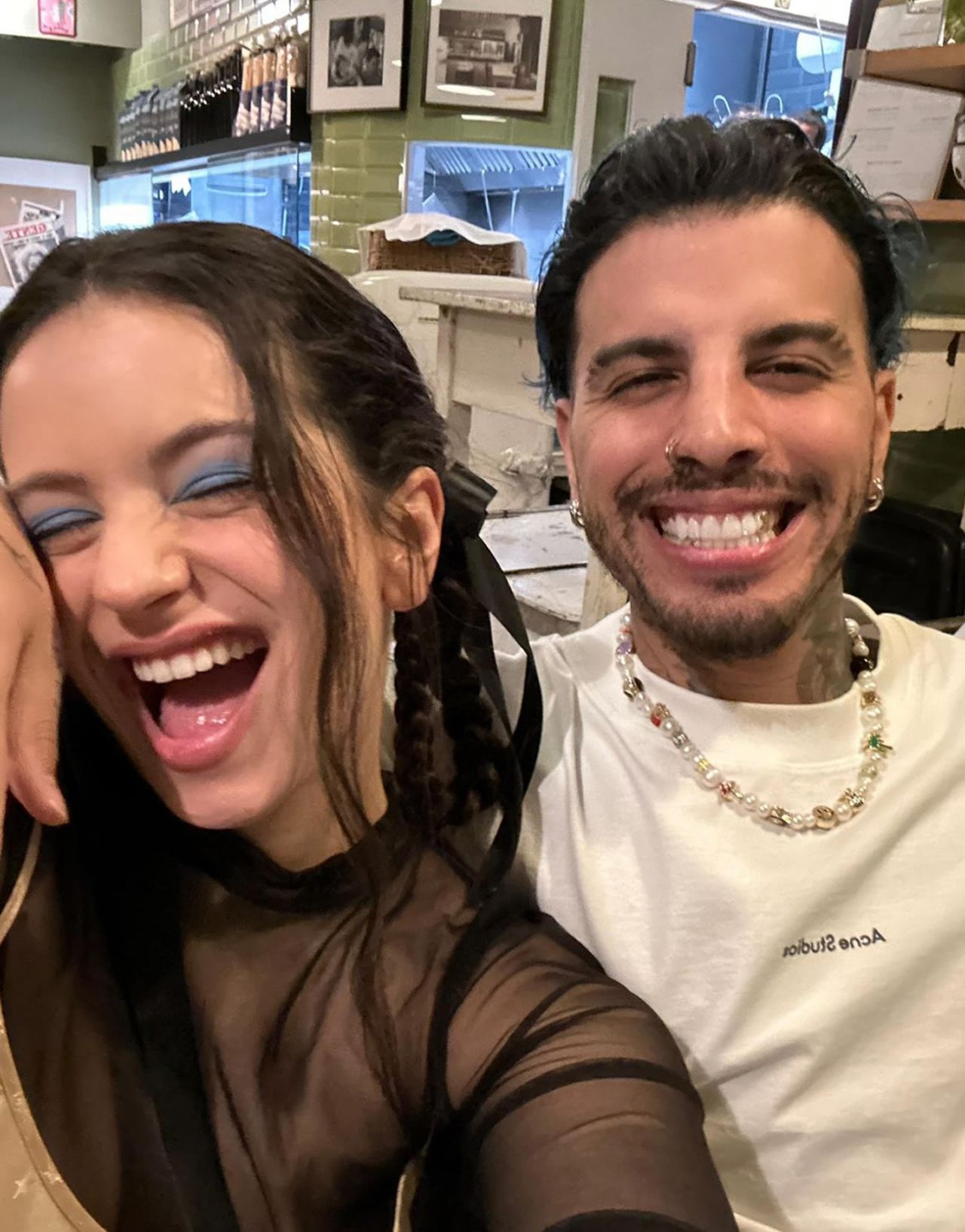 Rosalía y Rauw Alejandro, en fotos íntimas