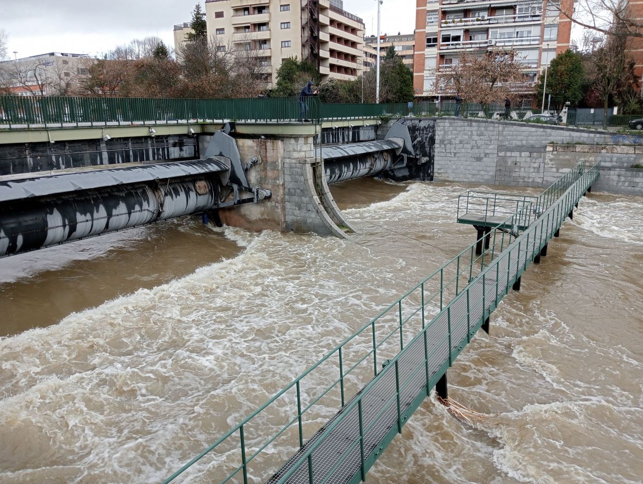 Crecida del río Manzanares por las lluvias