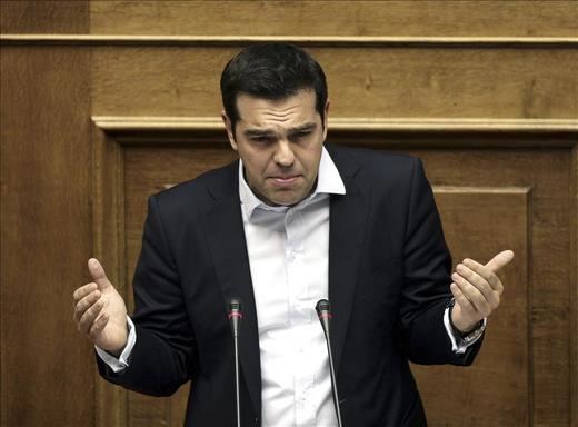 Tsipras mantiene su pulso contra Europa 