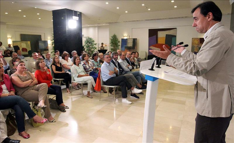 EL PP califica a Mas de 'destructor'