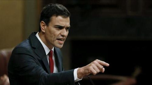 Sánchez 'aconseja' a Rajoy: los cambios 'que tiene que hacer no son de personas, sino de políticas'