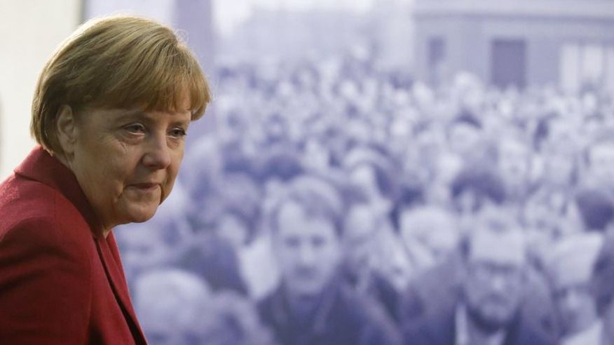 Merkel presiona a Tsipras: "no queda mucho tiempo" para alcanzar un acuerdo con Grecia