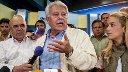 Visita express: Felipe González abandona Venezuela por las trabas del chavismo