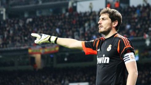 El capitán 'abandona' el barco: Casillas saldrá del Real Madrid este verano