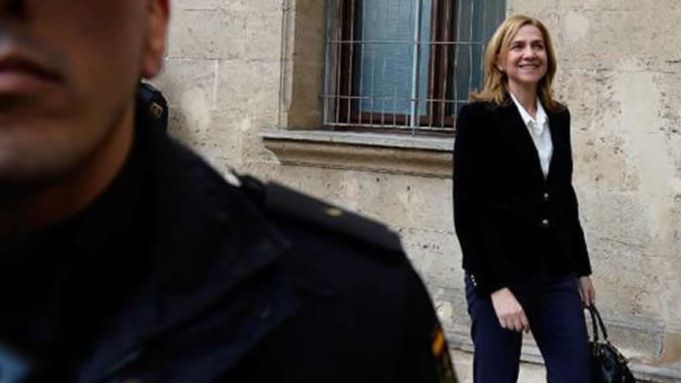 La infanta Cristina sigue teniendo escolta en Suiza y los sindicatos policiales protestan