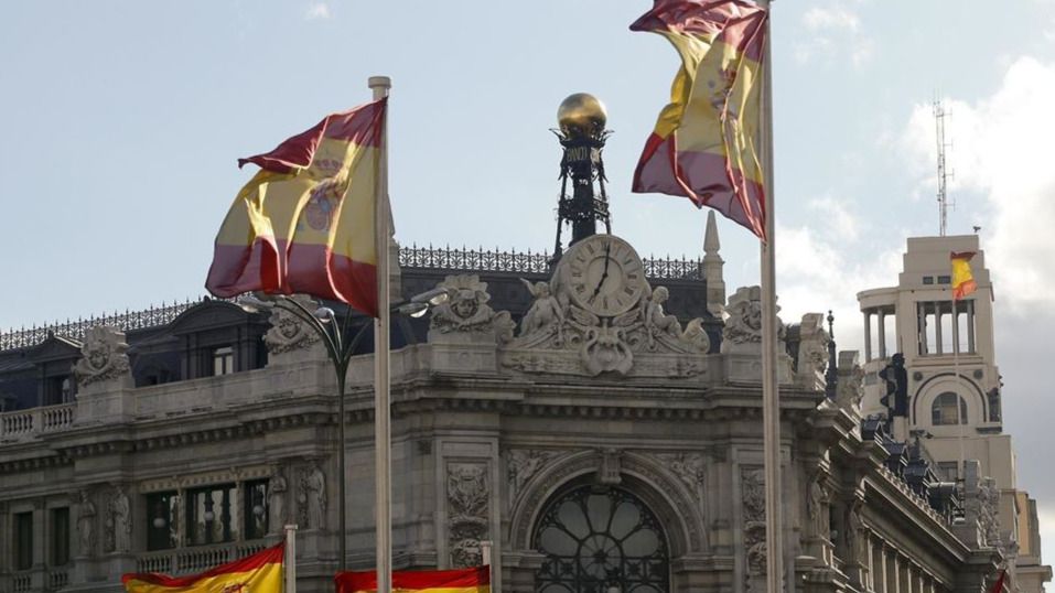 El PIB creció un 1% en el trimestre según el Banco de España, que prevé "cierta contención" en lo que queda de año