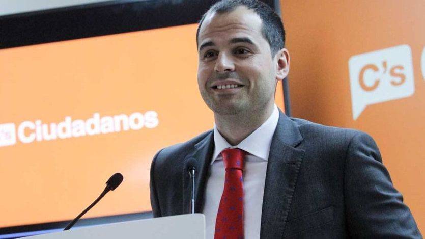 Ciudadanos, PSOE y Podemos, unidos contra la corrupción en Madrid