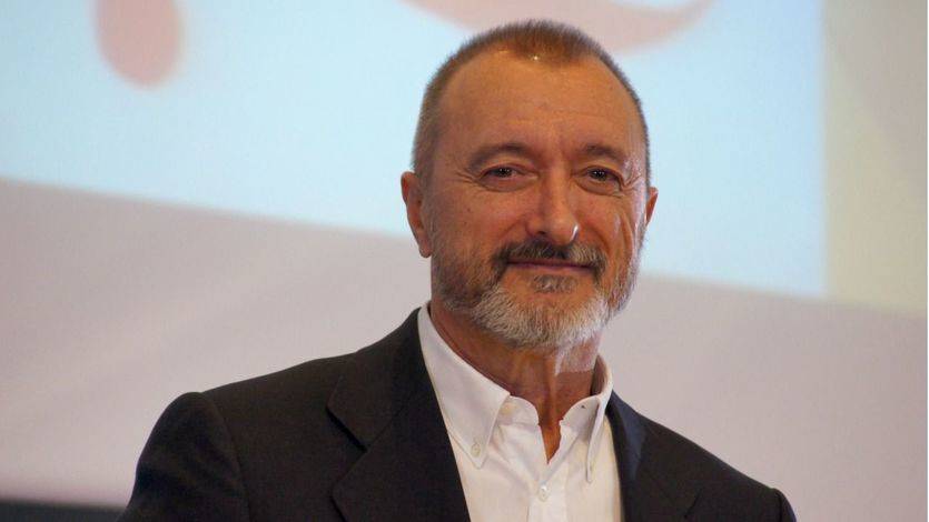 Entrevista a Arturo Pérez Reverte, escritor y académico de la RAE