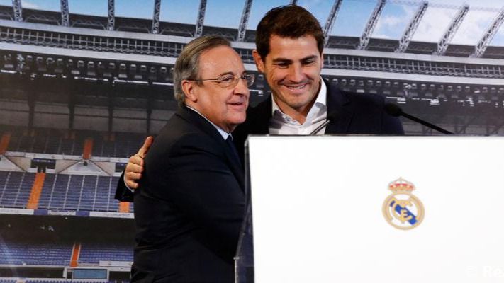 Florentino desmiente a Casillas y el portero asiente: "Iker nos deja porque fue su deseo, y nadie le ha pedido que se vaya"