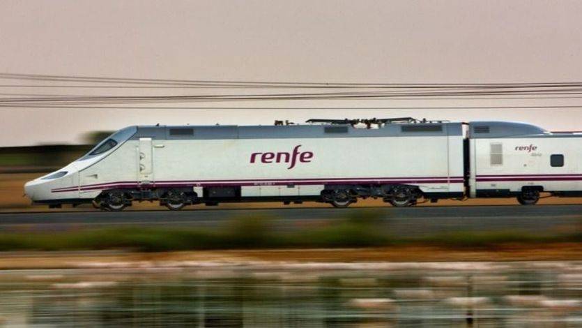Buena noticia para viajeros: Renfe e Iberia lanzarán un billete único conjunto que combine tren y avión