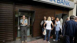 Los bancos griegos reabren al fin este lunes aunque con las mismas limitaciones