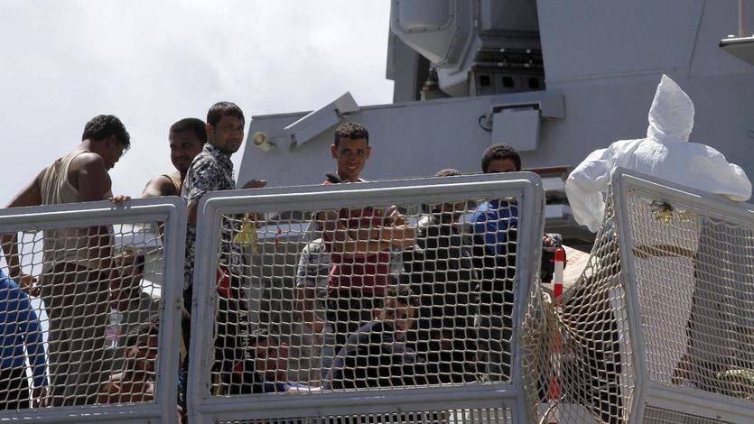 La tragedia del Mediterráneo continúa: 2.700 rescatados y 14 fallecidos en 48 horas