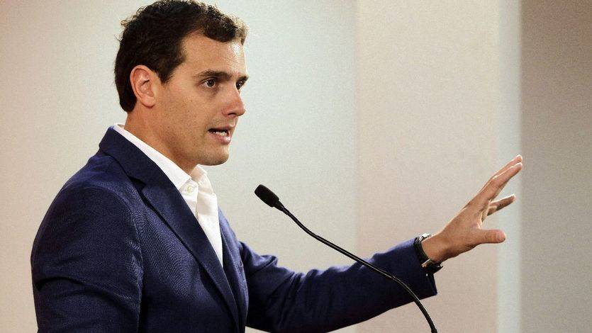 Rivera contempla un pacto a tres con PP y PSOE para reformar España