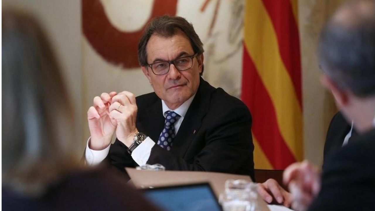 Vox 'busca compañero' a Bárcenas en Soto del Real: el president Artur Mas