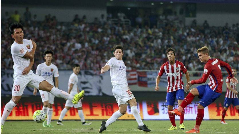 El Atlético cierra su gira asiática con el triunfo ante el Shanghái (0-3)