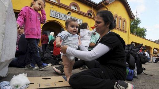 ACNUR pronostica la llegada de 3.000 refugiados diarios a Macedonia los durante próximos meses
