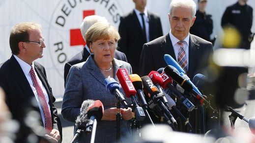 Merkel defiende, entre abucheos, una Alemania con tolerancia cero para la xenofobia