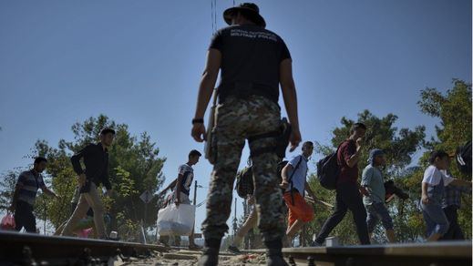 Vergüenza europea: 70 refugiados asfixiados en un camión dentro de sus fronteras