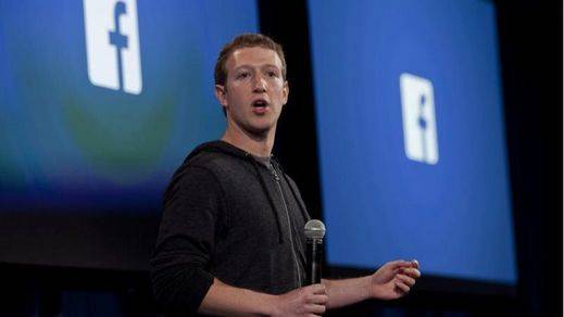 Nuevo récord en 'Facebook': mil millones de usuarios conectados en un mismo día