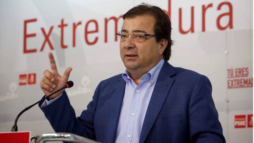 Fernández Vara: 'La reforma de la Constitución puede incluir singularidades pero no desigualdades'
