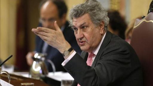 La oposición se une para recurrir la reforma exprés del Tribunal Constitucional