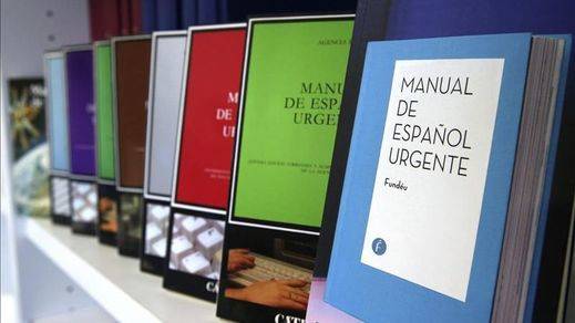 Vuelve, treinta años después, una nueva edición del histórico 'Manual del español urgente'