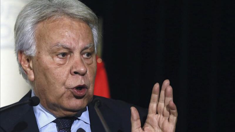 Felipe González a favor de una reforma que reconozca a Cataluña como nación