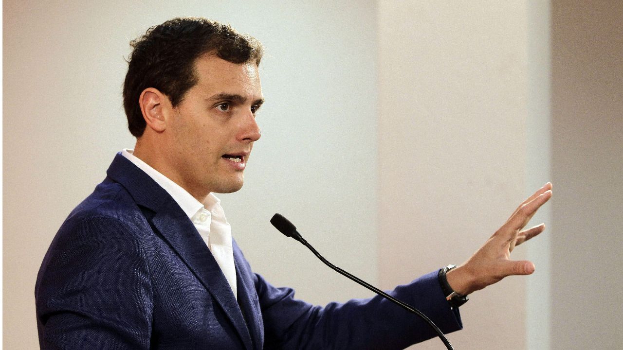 Rivera carga contra Pedro Sánchez: 'Me preocupa que cometa los errores de Zapatero con Cataluña'