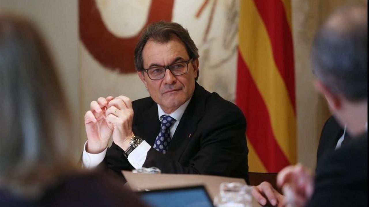 Mas detalla su plan soberanista en el 'Financial Times': ve "crucial crear estructuras de Estado" en Cataluña
