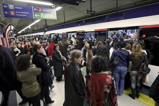 García-Page suscribirá un convenio con Cristina Cifuentes sobre al Abono Transportes de Madrid