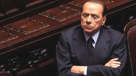 Ucrania declara persona non grata a Berlusconi por su amistad con Putin