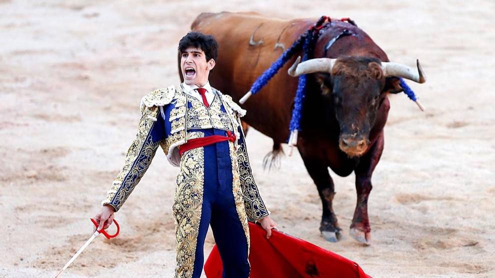 Feria de Albacete: heroico López Simón e indultador y bochornoso presidente