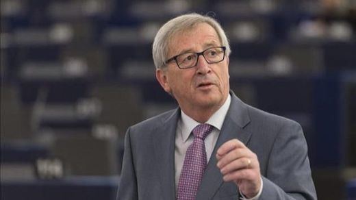 Juncker le recuerda a Cataluña que un Parlamento autonómico no puede proclamar la independencia