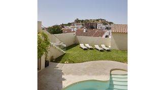 El Hotel Restaurante y Galería ESSENTIA abre sus Habitaciones