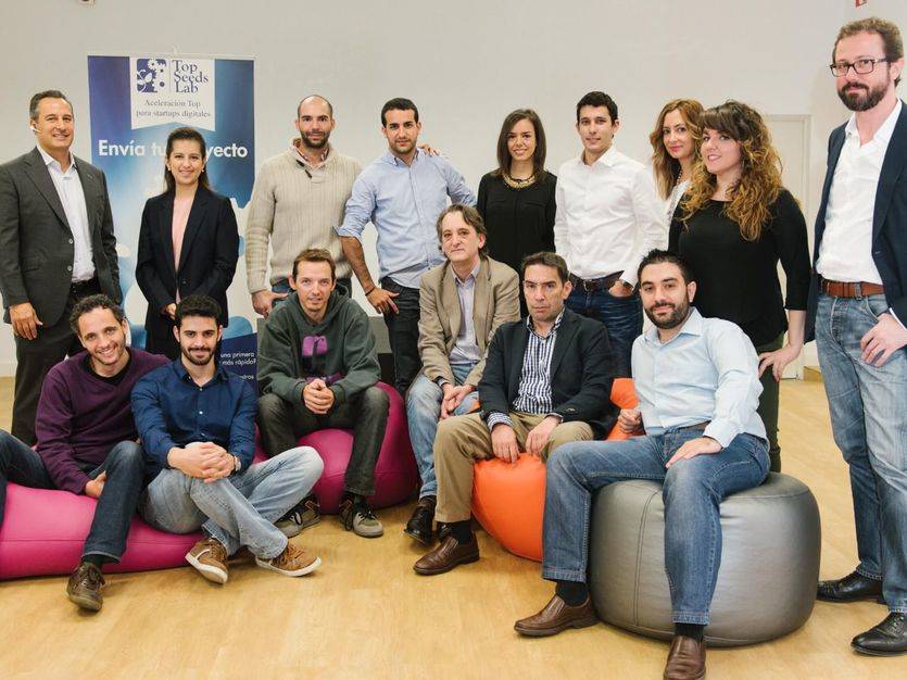 Equipo de Top Seeds Lab y algunos CEOs de las startups impulsadas por la aceleradora