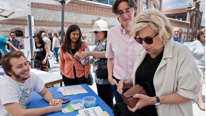 El equipo de Carmena rompe con las agencias de calificación y denuncia amenazas por la deuda de Madrid
 