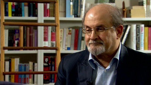 Rushdie tiene claro que el fanatismo se combate con cultura, como defiende en su último libro