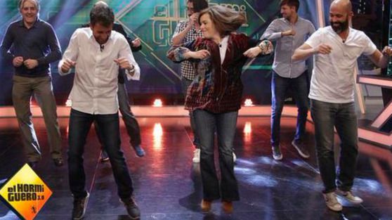 Los 'memes' del baile de Soraya Sáenz en 'El Hormiguero' conquistan Twitter