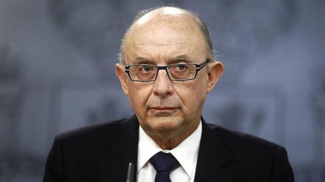 Montoro abronca a los 'acomplejados' de su partido: "En el fondo se avergüenzan de ser del PP"