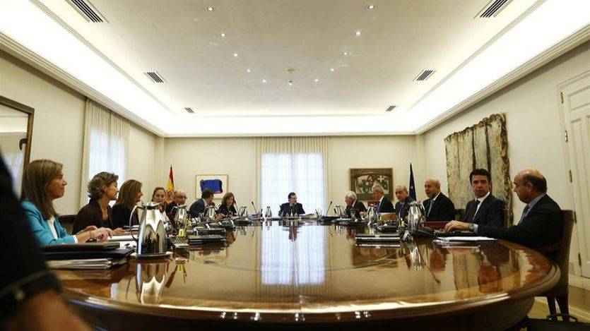 Nervios en el PP ante el 'regeneracionismo desde dentro' que ha anunciado Rajoy