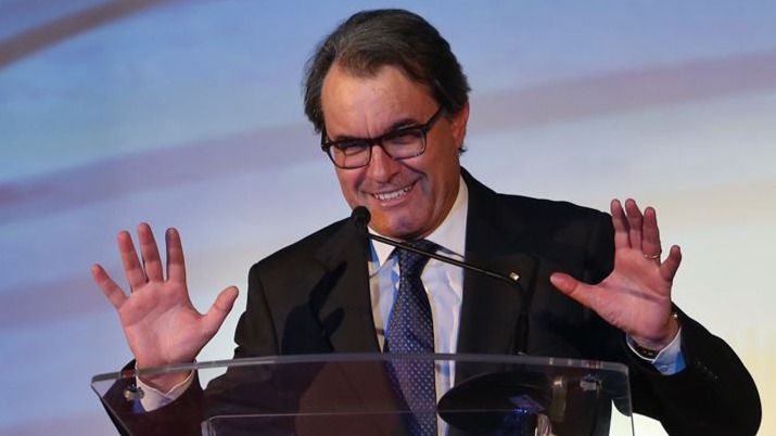 Jaque a Artur Mas: sin investidura asegurada y con su partido investigado por corrupción