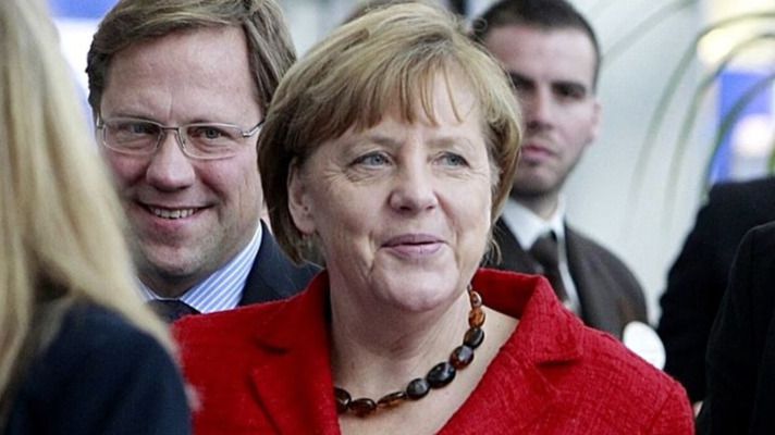 Merkel defiende ante Rajoy la integridad territorial de los Estados europeos