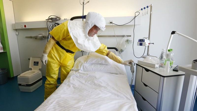 Resultado negativo en la primera prueba al paciente sospechoso de ébola del hospital de Vigo