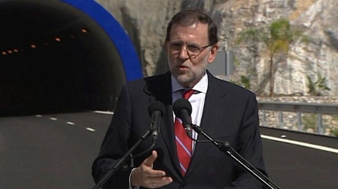 Rajoy aboga por eliminar la 'letra pequeña' de la Constitución que permitiría incorporar Navarra a Euskadi