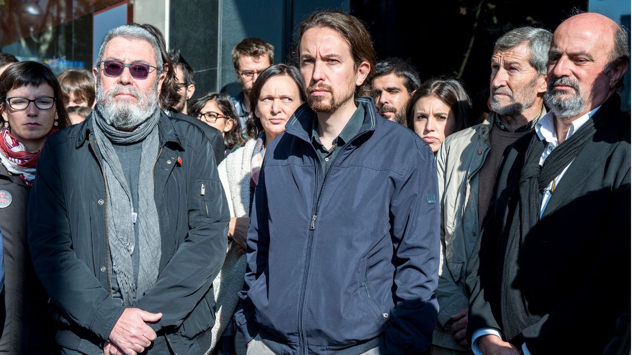 Iglesias se opone a los bombardeos como respuesta al terrorismo y pide a Rajoy más iniciativa