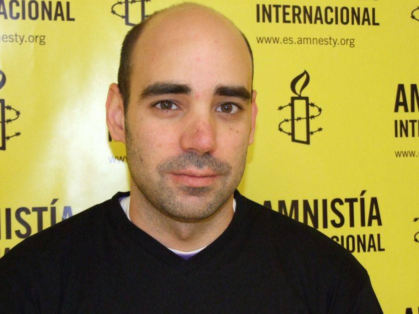 Carlos de las Heras (Amnistía Internacional): 'Los refugiados huyen del mismo terror que vimos en los atentados de París'