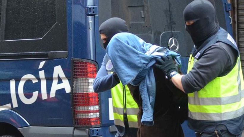 Detenidos en Barcelona y Granollers tres miembros de una red de captación de yihadistas